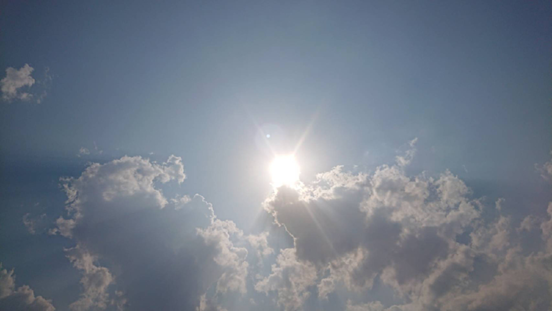 ร้อนตับแล่บ!! เมืองไทย ที่ลำปาง”ทำลายสถิติ” อุณหภูมิทะลุ 44.2°C ร้อนตับแล่บ!! เมืองไทย ที่ลำปาง”ทำลายสถิติ” อุณหภูมิทะลุ 44.2°C