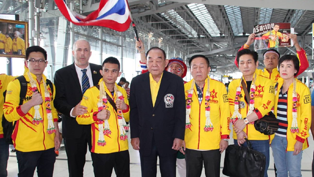 ลัดฟ้าสู่อเมริกา!! “ศรีสะเกษ” มั่นใจปราบ “เอสตราด้า” ป้องแชมป์ครั้งที่ 4 ลัดฟ้าสู่อเมริกา!! “ศรีสะเกษ” มั่นใจปราบ “เอสตราด้า” ป้องแชมป์ครั้งที่ 4
