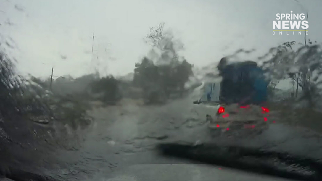 ฝนตกหนักเพิ่มขึ้น อุตุฯ เตือนทุกภาคให้ระวังพายุ ฝนตกหนักเพิ่มขึ้น อุตุฯ เตือนทุกภาคให้ระวังพายุ