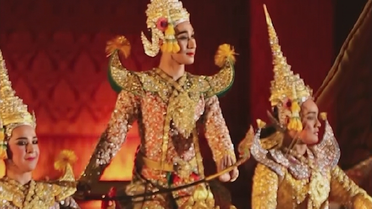 การแสดงโขน "พระบารมีเกริกฟ้ารามาวตาร" มหรสพสมโภชฯ ยิ่งใหญ่ ณ ท้องสนามหลวง