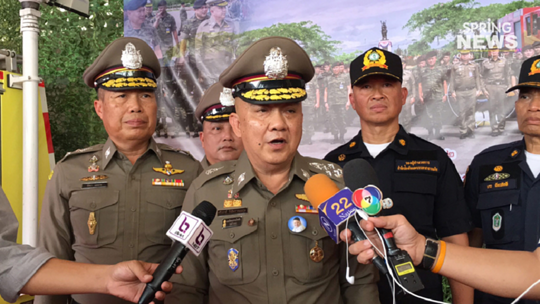 “ศรีวราห์” ฝากตร.รุ่นใหม่ทำงานตรงไปตรงมา อย่าตามกระแสโซเชียล “ศรีวราห์” ฝากตร.รุ่นใหม่ทำงานตรงไปตรงมา อย่าตามกระแสโซเชียล