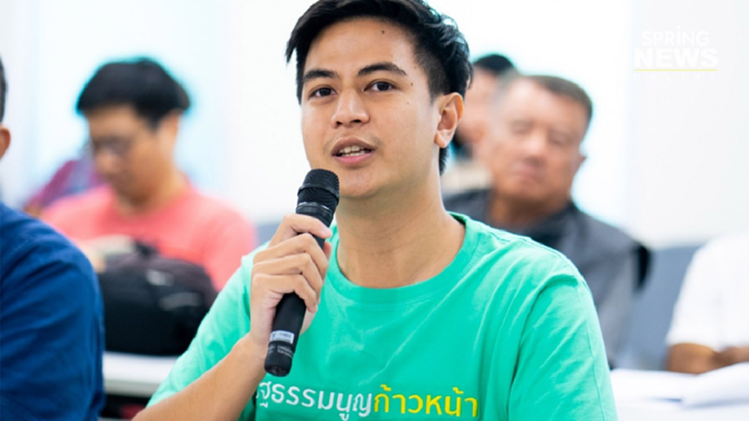 "ไอติม" เปิดตัวกลุ่ม"รัฐธรรมนูญก้าวหน้า" เสนอ สภาเดี่ยวตัด สว. ออก "ไอติม" เปิดตัวกลุ่ม"รัฐธรรมนูญก้าวหน้า" เสนอ สภาเดี่ยวตัด สว. ออก