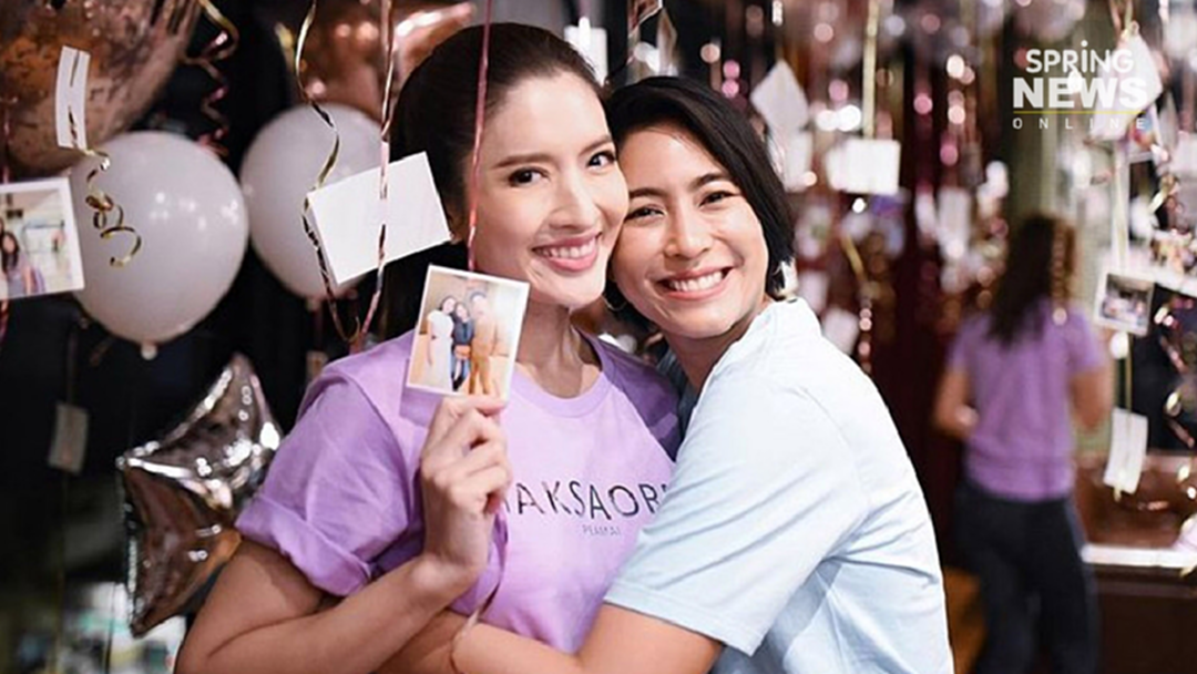แอฟ ทักษอร ทำ จุ๋ย วรัทยา ซึ้งน้ำตาไหล แอฟ ทักษอร ทำ จุ๋ย วรัทยา ซึ้งน้ำตาไหล