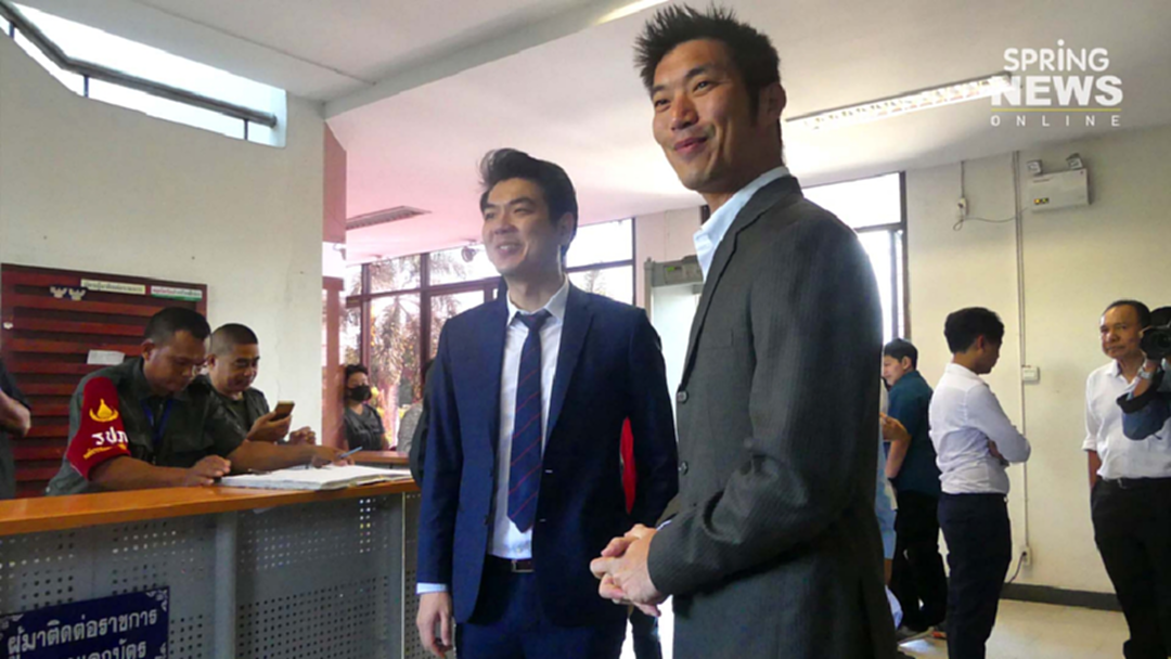 ธนาธร - ปิยบุตร พบอัยการ ! ยัน เรื่องสมาชิกลาออก ไม่มีผลกระทบ ให้เวลาเป็นเครื่องพิสูจน์