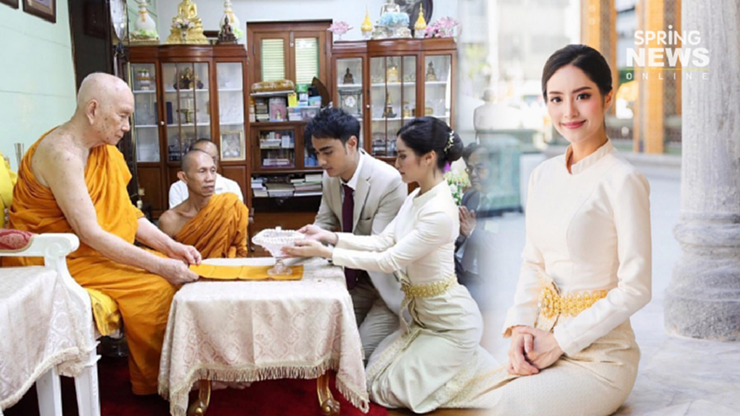 "แพร ณัฏฐธิดา" เข้าพิธีรับน้ำพระพุทธมนต์ จากสมเด็จพระสังฆราช "แพร ณัฏฐธิดา" เข้าพิธีรับน้ำพระพุทธมนต์ จากสมเด็จพระสังฆราช