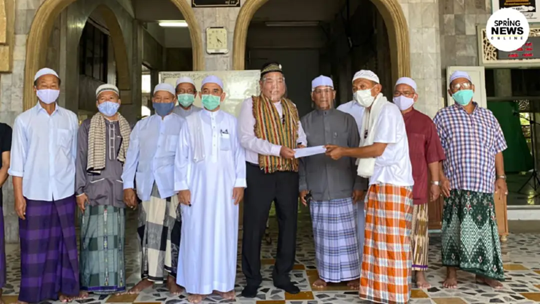 ชาวท่าอิฐ ยื่นหนังสือร้องรัฐฯให้นำคนไทยพุทธและมุสลิมที่ติดค้างในอียิปต์กลับประเทศ ชาวท่าอิฐ ยื่นหนังสือร้องรัฐฯให้นำคนไทยพุทธและมุสลิมที่ติดค้างในอียิปต์กลับประเทศ
