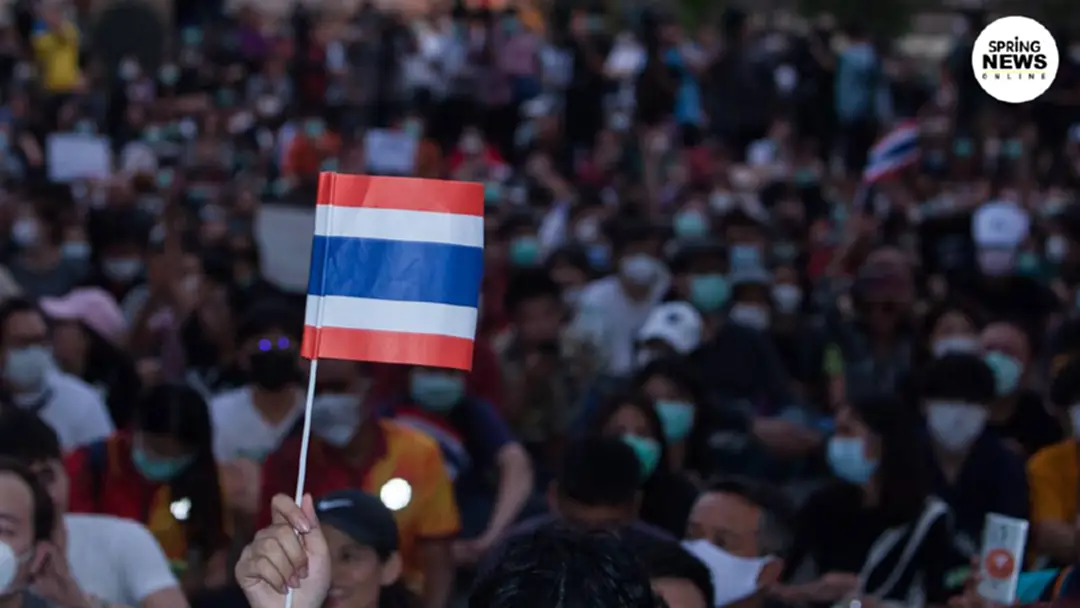 "ไก่ วัฒนา" เปิดข้อเรียกร้องการชุมนุมใหญ่เย็นนี้ พร้อมให้กำลังใจขอให้ทุกท่านปลอดภัย "ไก่ วัฒนา" เปิดข้อเรียกร้องการชุมนุมใหญ่เย็นนี้ พร้อมให้กำลังใจขอให้ทุกท่านปลอดภัย