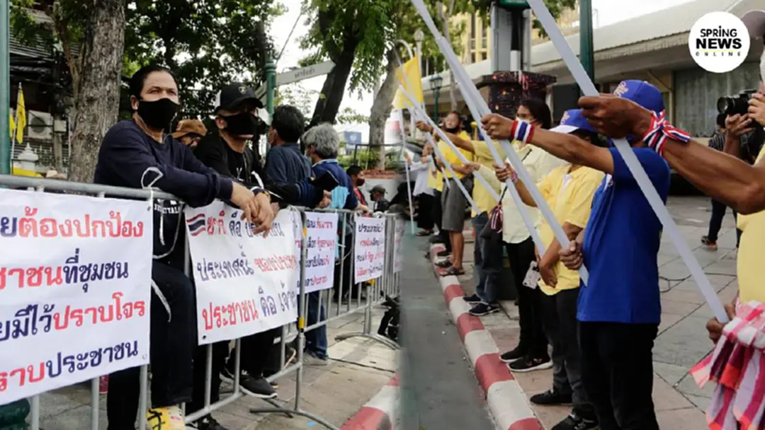 'คณะประชาชนปลดแอก' ประกาศ เส้นทางที่ควรหลีกเลี่ยง หวั่นม็อบชนม็อบ 'คณะประชาชนปลดแอก' ประกาศ เส้นทางที่ควรหลีกเลี่ยง หวั่นม็อบชนม็อบ