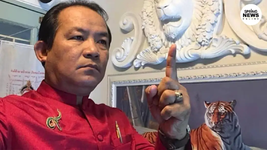 "ศรีสุวรรณ" ฟ้อง ปอท. สมาชิกก้าวไกลโพสต์รูปเด็กติด #อนุบาลต้านเผด็จการ "ศรีสุวรรณ" ฟ้อง ปอท. สมาชิกก้าวไกลโพสต์รูปเด็กติด #อนุบาลต้านเผด็จการ