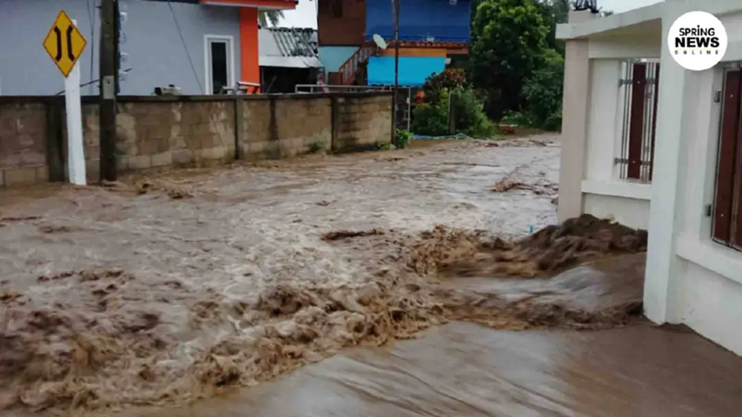 ลำปาง อพยพชาวบ้านหนีน้ำป่า ผู้ใหญ่บ้านสั่งอพยพผู้ที่อยู่ในพื้นที่เสี่ยง ลำปาง อพยพชาวบ้านหนีน้ำป่า ผู้ใหญ่บ้านสั่งอพยพผู้ที่อยู่ในพื้นที่เสี่ยง