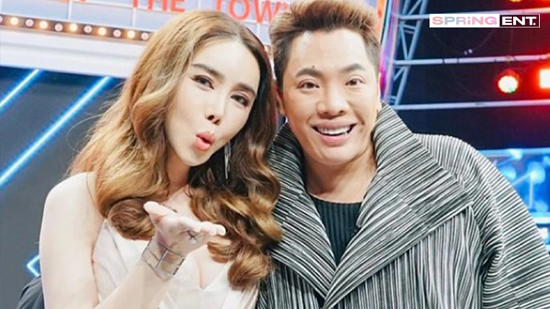 มดดำ โดนเพจดังฉะไม่น่ารัก ทำหน้าที่พิธีกรไม่สร้างสรรค์