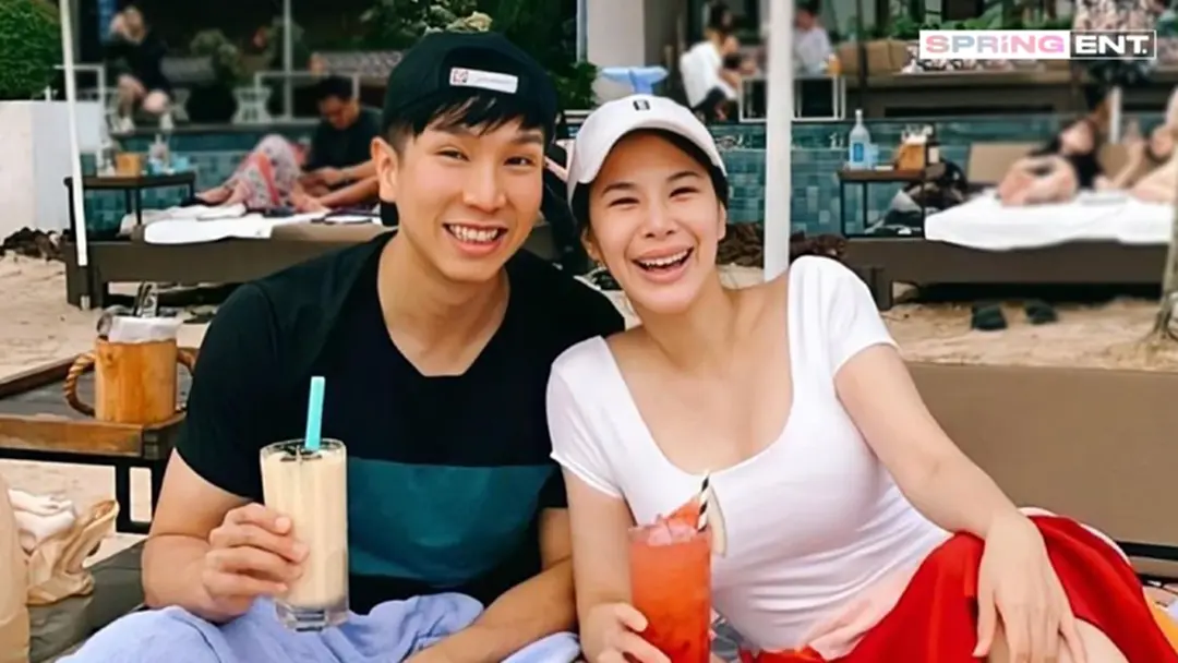 โบวี่ อัฐมา สายเปย์ตัวจริง! ควงว่าที่เจ้าบ่าว ปู ฉลองวันเกิดที่สิงคโปร์ โบวี่ อัฐมา สายเปย์ตัวจริง! ควงว่าที่เจ้าบ่าว ปู ฉลองวันเกิดที่สิงคโปร์