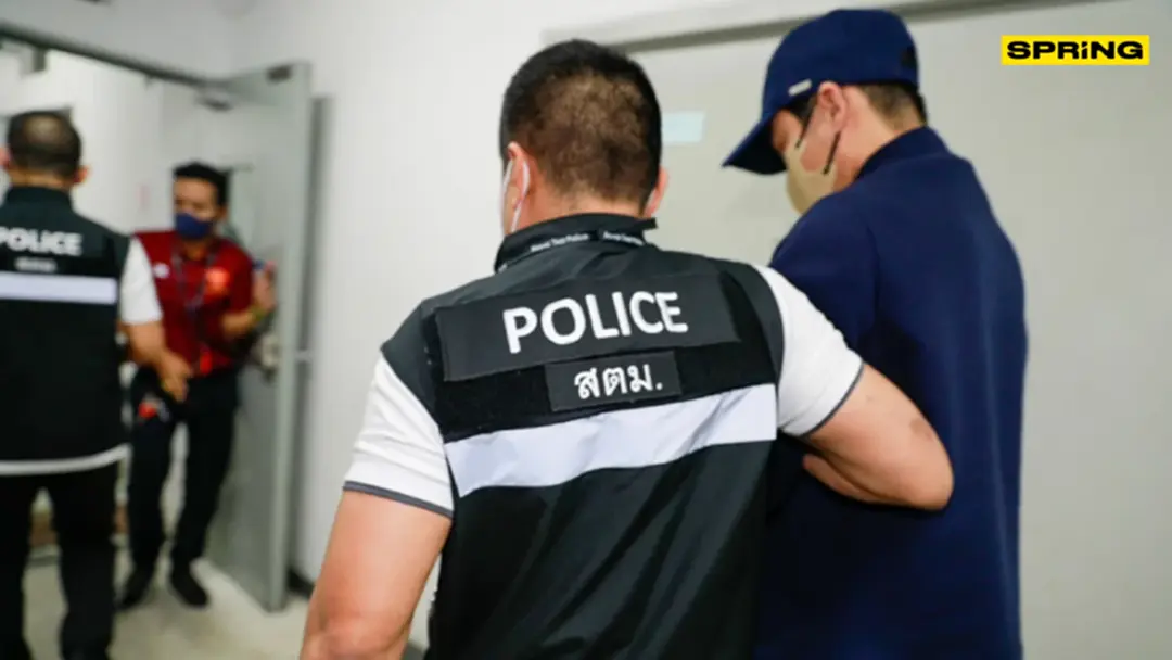 “เบนซ์ เดม่อน”เครียด นอนคุกคืนแรก มีนักจิตวิทยาคอยสังเกตอาการป่วยซึมเศร้า