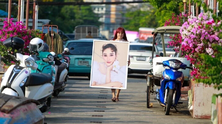 ประมวลภาพการจากไปครบ 1 ปี ''แตงโม นิดา'' ทุกคนคิดถึงเธอเสมอ