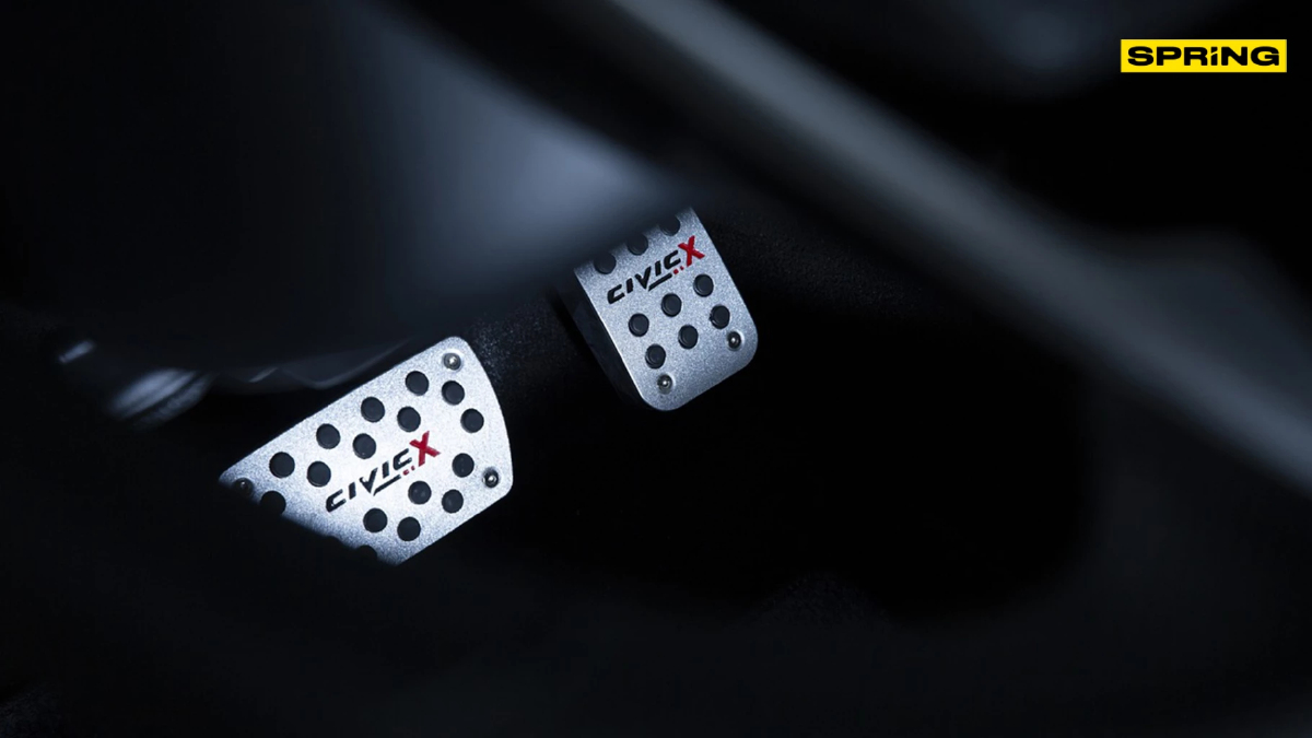 .รู้ยัง! ถอดรองเท้าขับรถ ผิดกฏหมาย ปรับสูงสุดถึง 5,000 บาท.