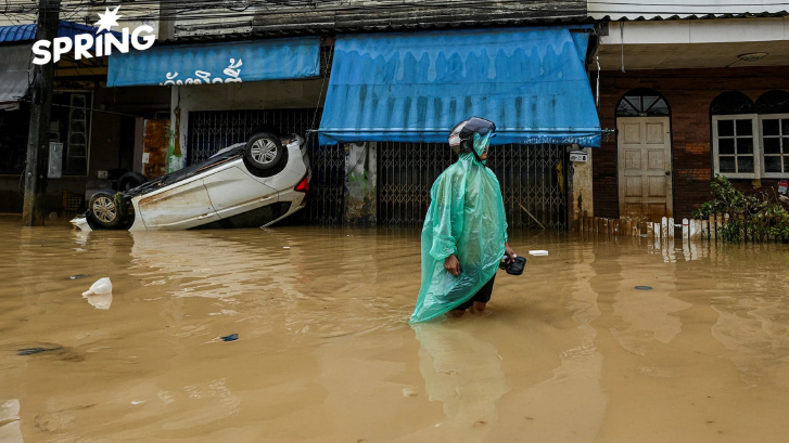 'น้ำท่วมรถ' เคลมประกันได้? รู้สิทธิ์และหลักฐานทำอย่างไรให้ประกันยอมจ่าย