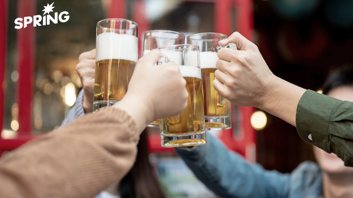 กฎหมาย "ห้ามขายเหล้า" ช่วงบ่ายไม่ได้ผล ยิ่งผลักดันคนไปซื้อนอกระบบ?