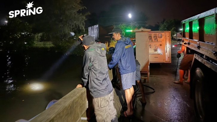 กรมชลฯ เดินหน้าเร่งระบายน้ำลดผลกระทบ หลังฝนลด น้ำท่วมหาดใหญ่เริ่มคลี่คลาย