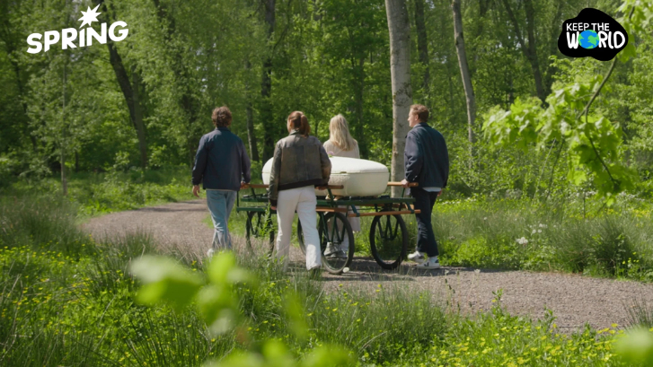 โลงศพรักษ์โลก ทำจากเห็ด ย่อยสลายได้ นวัตกรรมใหม่จากเนเธอแลนด์