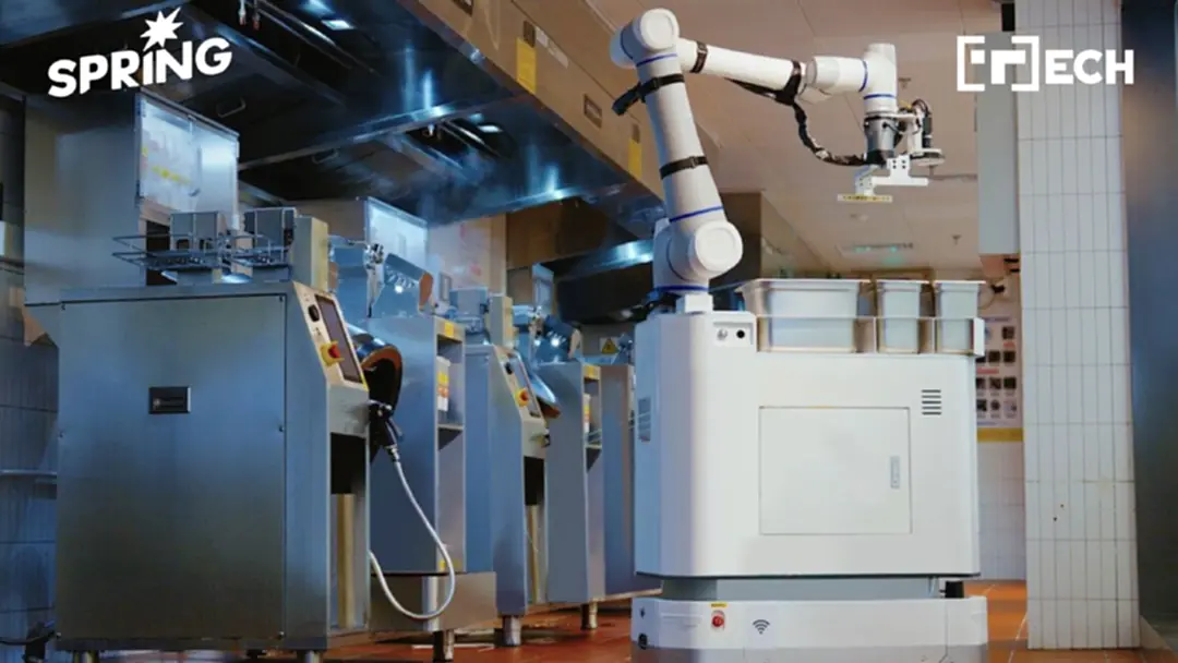 กระแส Cooking Robot มาแรง จีนใช้หุ่นยนต์เชฟ AI ช่วยลดค่าแรงพนักงาน