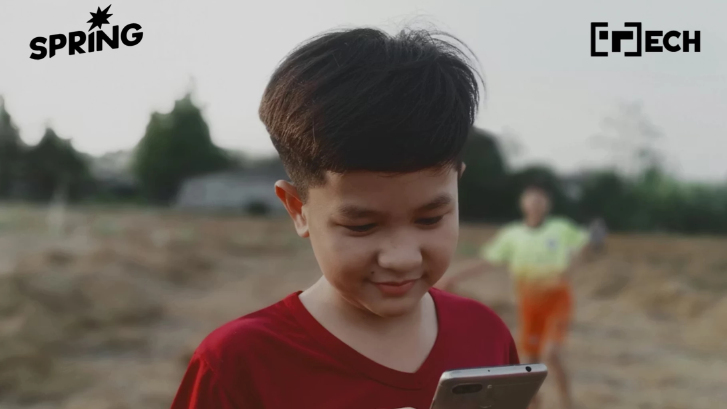 วิจัยชี้ เด็กต่ำกว่า 12 เล่นมือถือ เสี่ยงซึมเศร้า-อ้วน-นอนน้อย