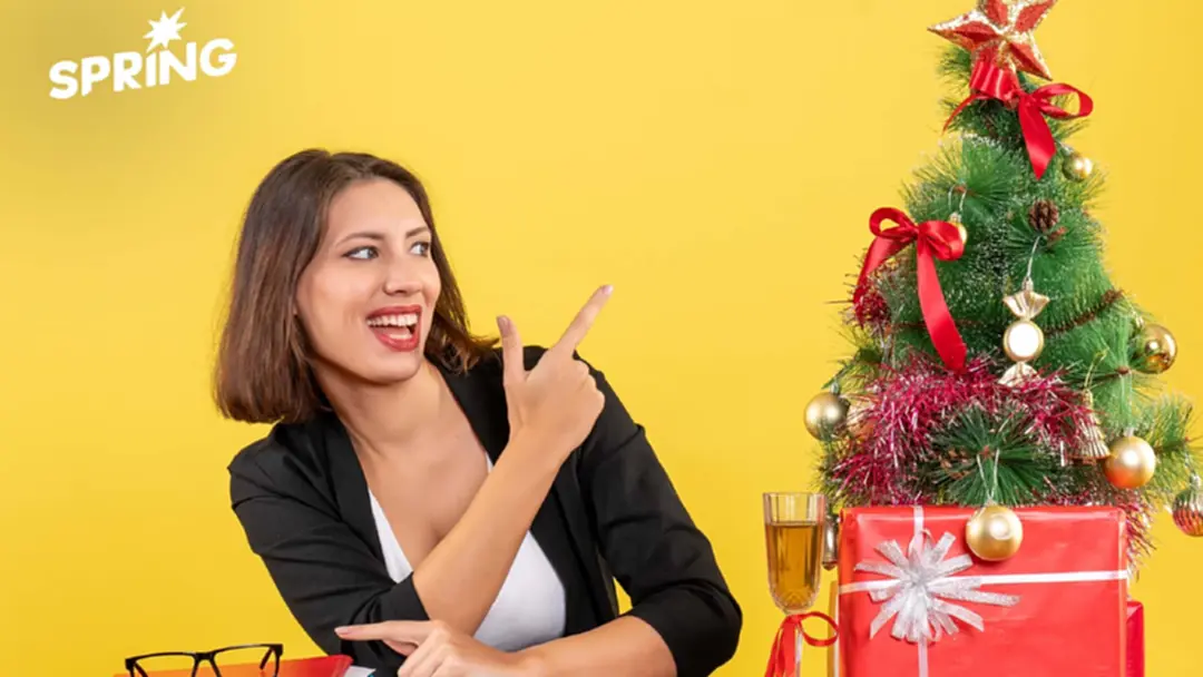 ทำไมคริสต์มาสถึงทำให้เราใช้เงินเกินตัวทุกปี จิตวิทยาตอบได้ !