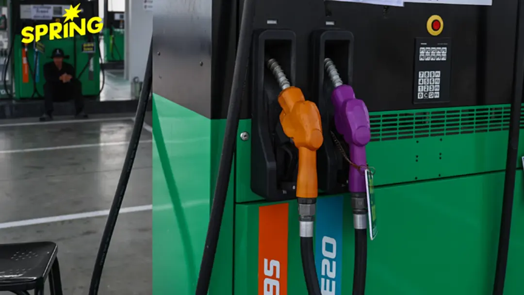 กบน. เคาะลดราคาน้ำมันดีเซล 1.50 บาท และเบนซิน 0.50 บาท มีผลพรุ่งนี้ กบน. เคาะลดราคาน้ำมันดีเซล 1.50 บาท และเบนซิน 0.50 บาท มีผลพรุ่งนี้