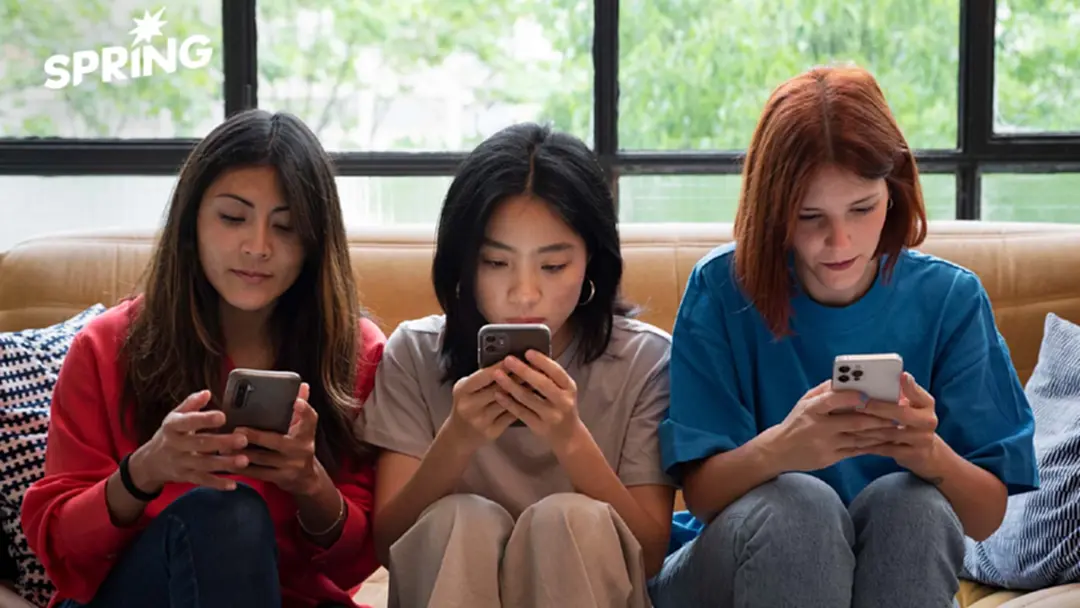 Oversharing คืออะไร เมื่อการโพสต์ชีวิตเริ่มเกินเส้นส่วนตัว Oversharing คืออะไร เมื่อการโพสต์ชีวิตเริ่มเกินเส้นส่วนตัว