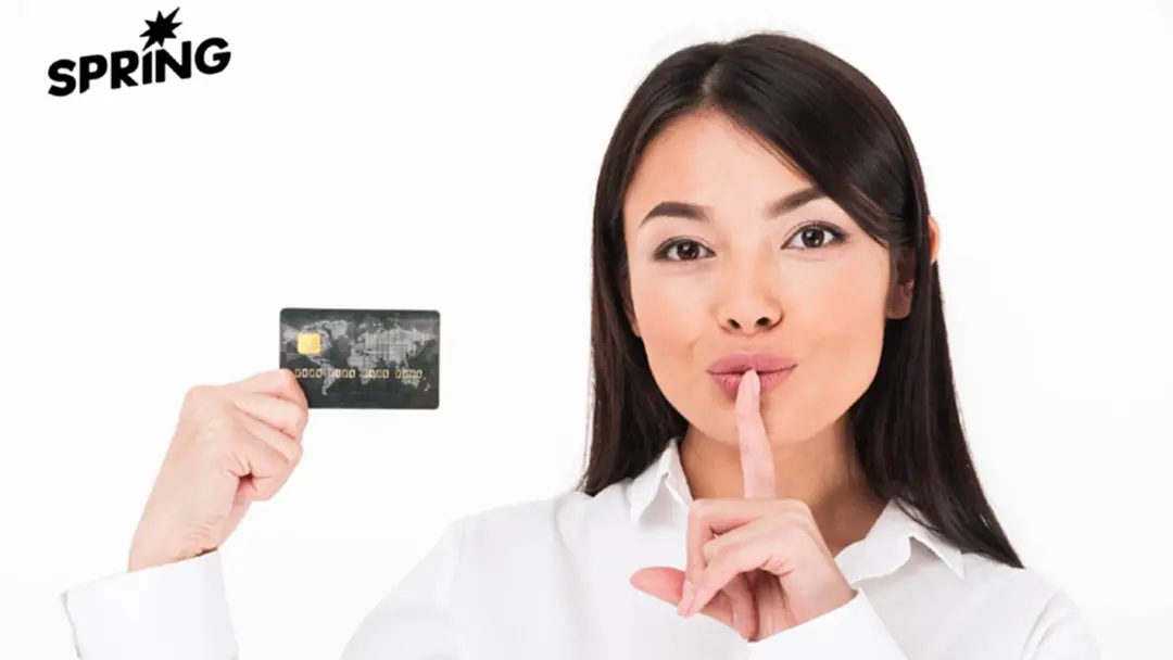 Gen Z เชื่อรีวิวง่าย! ทำคนอายุต่ำกว่า 25 ปี เป็น ‘หนี้บัตรเครดิต’ มากขึ้น