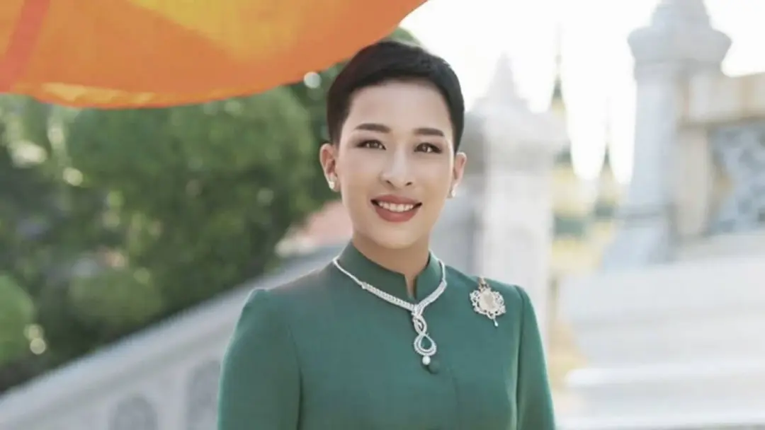 ‘สตรีแห่งราชวงศ์’ ผู้ทลายกรอบจารีตสู่ ‘ไอคอน’ แห่งยุคใหม่