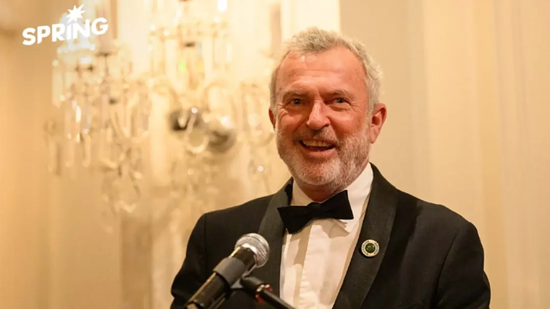 Sam Neill ชีวิตที่ไม่กลัวความตาย ดาราผู้ไม่ยึดติดชื่อเสียง Sam Neill ชีวิตที่ไม่กลัวความตาย ดาราผู้ไม่ยึดติดชื่อเสียง