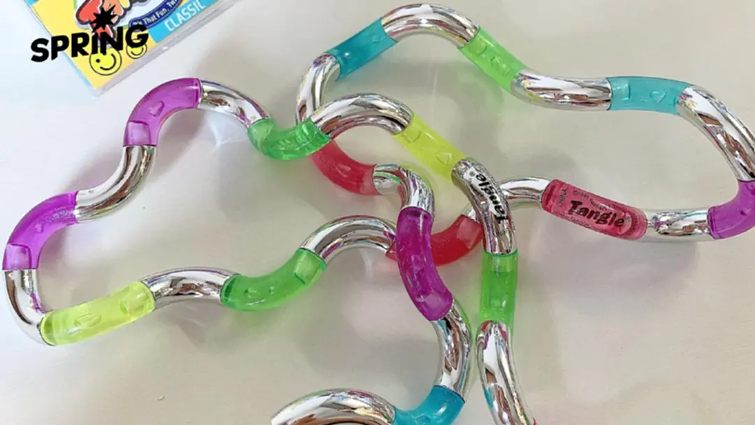 เจาะกระแส 'Tangle Fidget' ไส้เดือนคลายเครียด ไอเทมฮิตใหม่ Gen Z เจาะกระแส 'Tangle Fidget' ไส้เดือนคลายเครียด ไอเทมฮิตใหม่ Gen Z