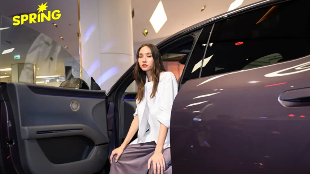 XPENG Thailand แท็กทีม VVON SUGUNNASIL ปฏิวัติตลาด EV สู่รันเวย์แฟชั่น XPENG Thailand แท็กทีม VVON SUGUNNASIL ปฏิวัติตลาด EV สู่รันเวย์แฟชั่น