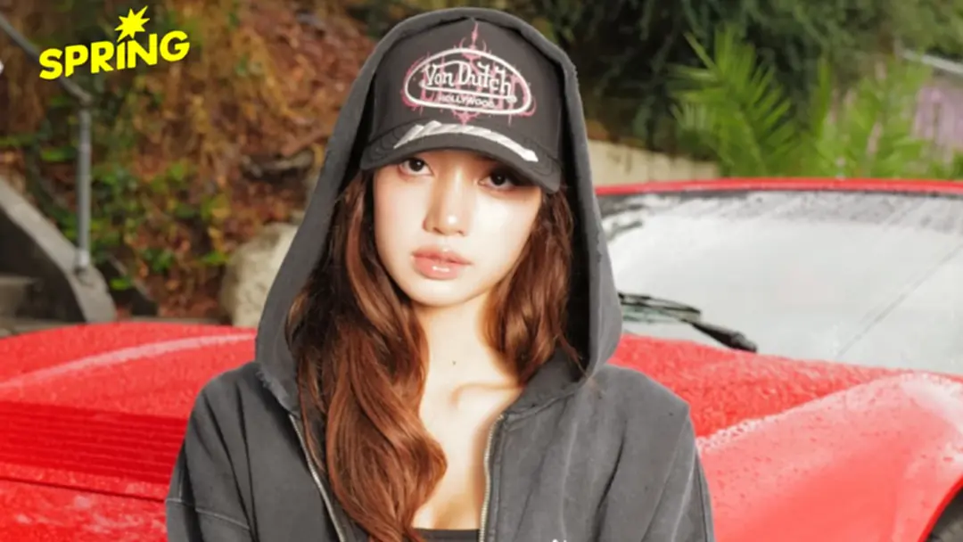 ลิซ่า ปลุกกระแส 'Von Dutch' คอแลป LLOUD แบรนด์สุดฮิตแห่งยุค Y2K